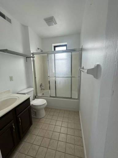 Main picture of 1104-1116 N High St Apartments