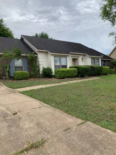 Main picture of 1781 Northfield Dr