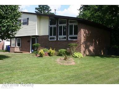 Main picture of 5509 Sandpiper Ln