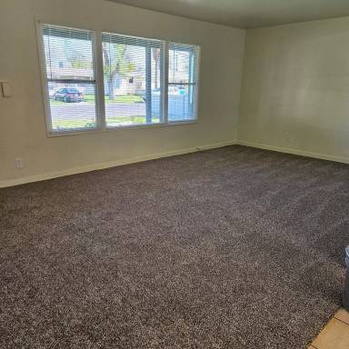 Main picture of 2236 Carol St