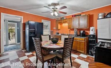 Main picture of 3324 Ward St
