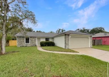 Main picture of 2060 Tickford St
