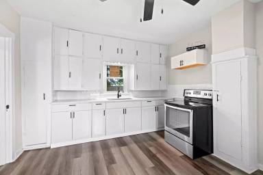 Main picture of 217 Mill St