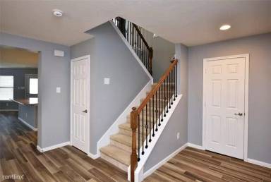 Main picture of 18707 Clover Nut Ct