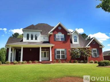 Main picture of 103 Glencoe Way