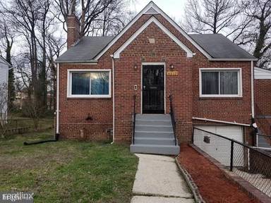 Main picture of 4312 Byers St