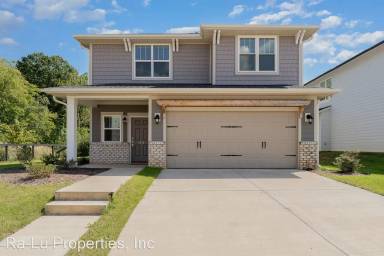 Main picture of 1745 Eastover Dr