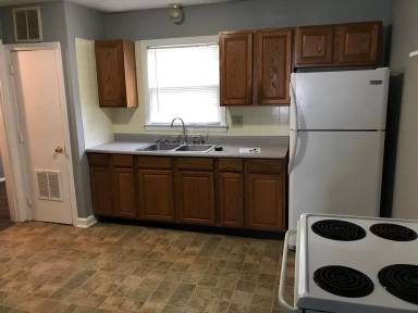Main picture of 122 Halls Ln