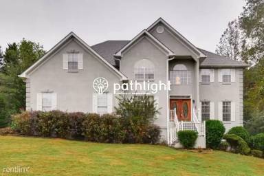 Main picture of 300 Northcrest Dr