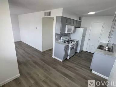 Main picture of 1101 W Sherer St