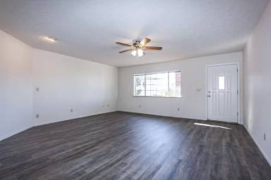 Main picture of 4169 N Val Verde Way