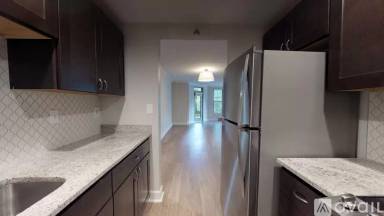 Main picture of Garrison Square