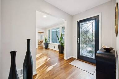 Main picture of 6 Spring Hill Ct