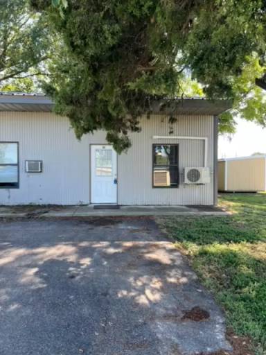 Main picture of 102 Cedar Ln