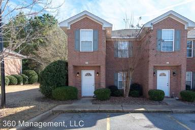 Main picture of Donahue Crossing Condominiums