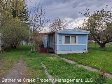 Main picture of 1136 N Main St