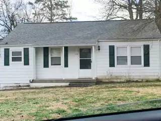 Main picture of 310 Colonial Dr