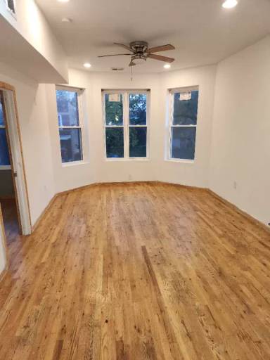 Main picture of 2441 W Flournoy St