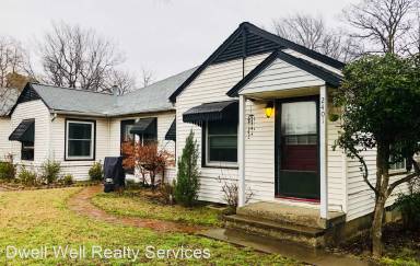 Main picture of 2403 E 17th Pl