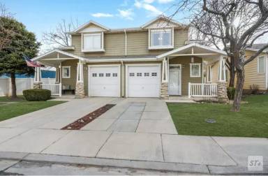 Main picture of 138 Bamberger Rd