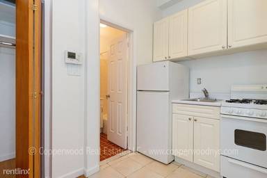 Main picture of 405 East 87th St