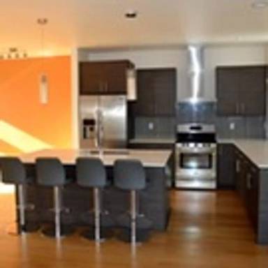 Main picture of 1826 S Massachusetts St