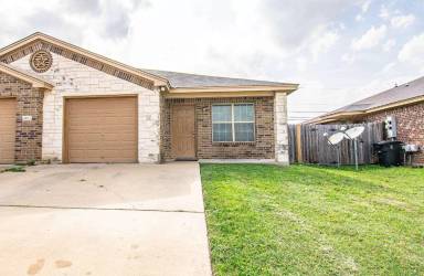 Main picture of 4403 Cambridge Dr