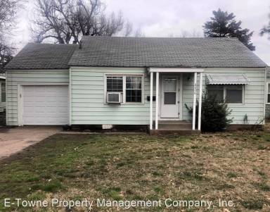 Main picture of 2006 W Maple Ave