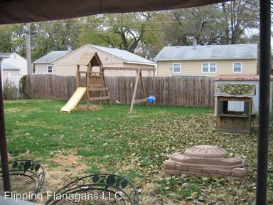 Main picture of 907 Hopkins Dr