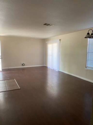 Main picture of 4250 Calallen Dr