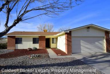 Main picture of 8546 Yeager Dr NE