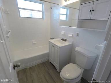 Main picture of 5311 NW 3rd St