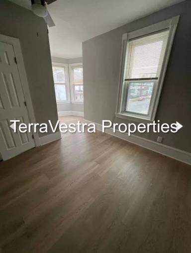 Main picture of 347 Bergen St
