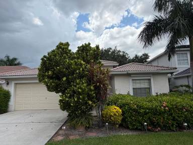 Main picture of 2260 Heritage Greens Dr