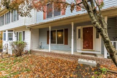 Main picture of 629 Kildonan Ct