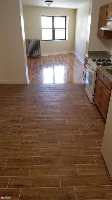 Main picture of 9025 Xavier Dr