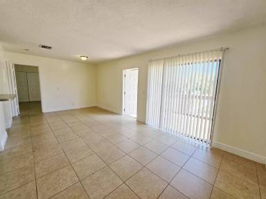 Main picture of 7 Crossings Circle G