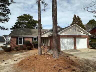 Main picture of 728 Bent Creek Dr