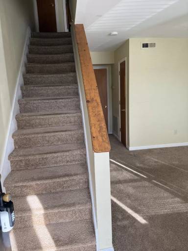 Main picture of 3320 Bridges St