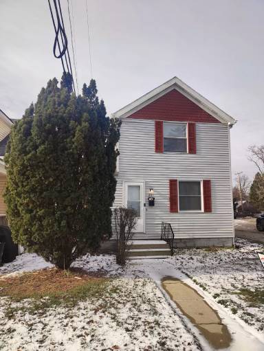 Main picture of 201 N Summit St