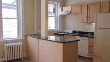 Main picture of 229 Kelton St