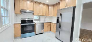 Main picture of 14 Bell Blvd