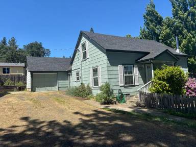 Main picture of 417 W Second Ave