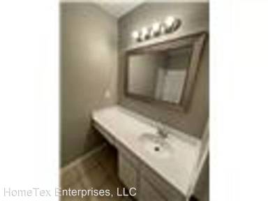 Main picture of 6700 Meadow Lake Blvd