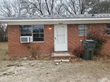 Main picture of 4945 Fieldcrest Dr