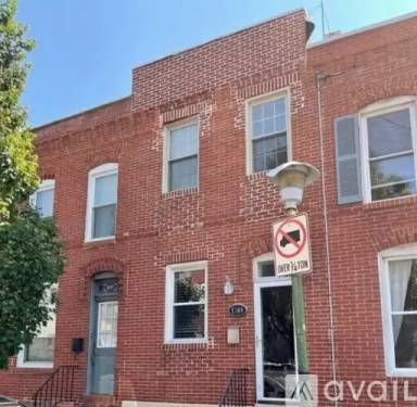 Main picture of 1109 S Bouldin St