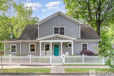 Main picture of 219 Northwood Cir