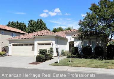 Main picture of 2435 Minden Way