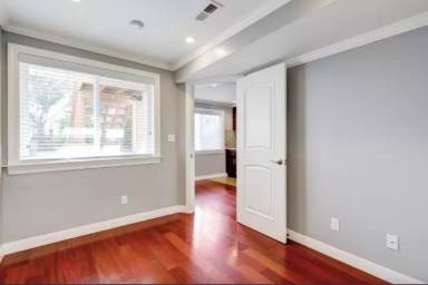 Main picture of 1159 Plymouth Ave