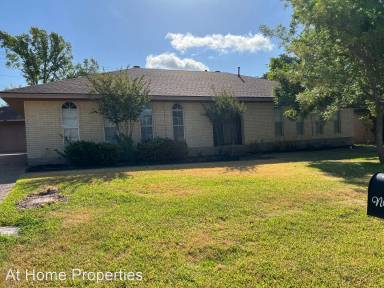 Main picture of 2708 Arbor Dr
